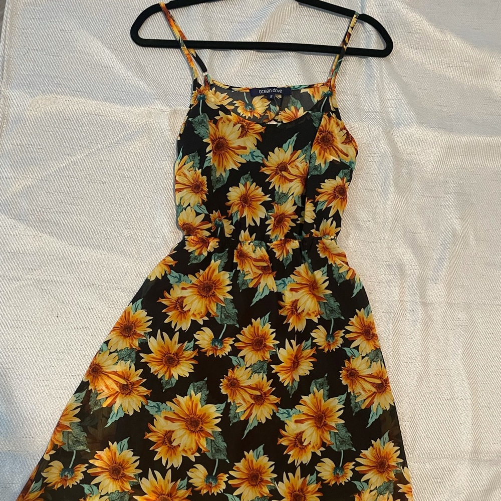 Open Back Sunflower Dress - Ocean Drive 🌻